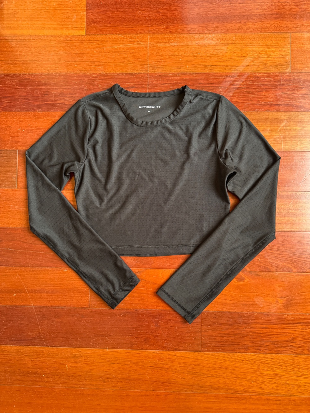 WeWoreWhat Long Sleeve Cropped Jersey activewear Top